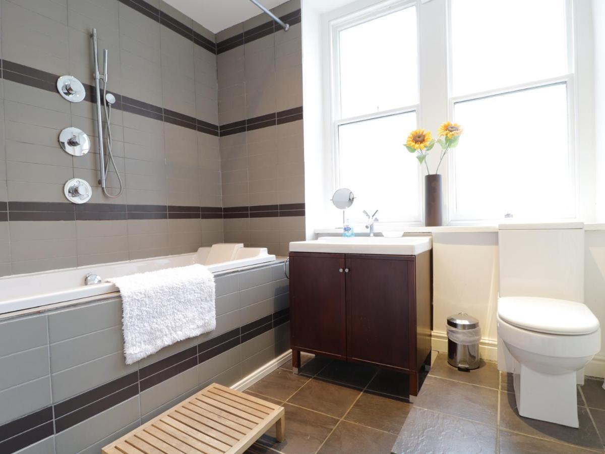 Keswick Loft Villa ภายนอก รูปภาพ